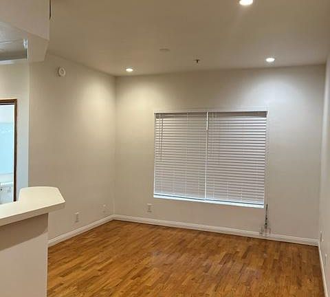 5th image of 820 S Mansfield Ave APT 105