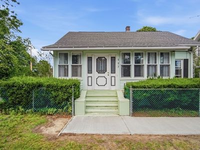 117 Burghardt St, Springfield, MA, 01109