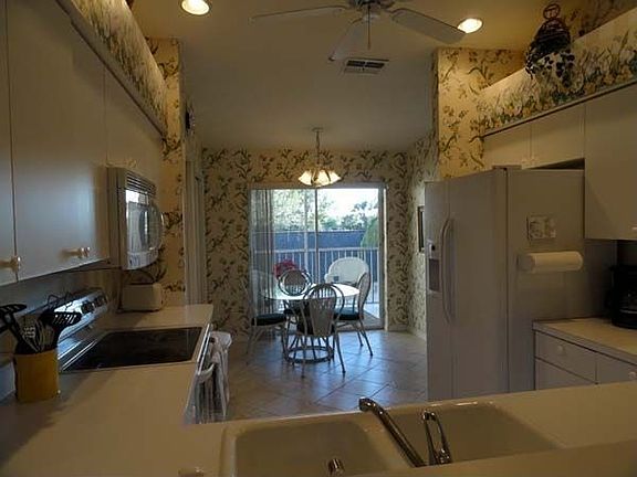 2nd image of 26200 Clarkston Dr Unit 21202