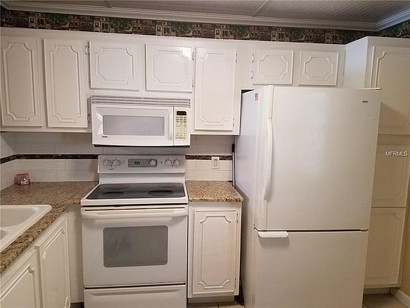 4th image of 14130 Rosemary Ln APT 3304