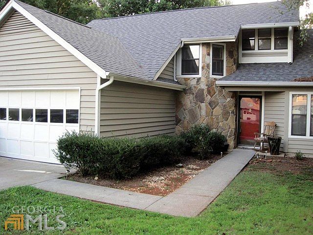 1st image of 1184 Empire Cir