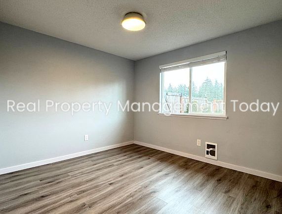 5th image of 7328 44th St W Unit A