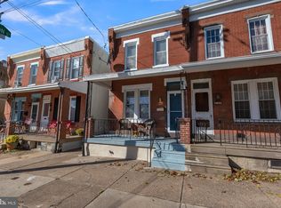 328 Pensdale St, Philadelphia, PA 19128