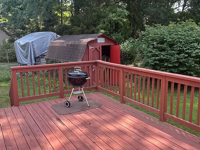 8 Carolyn Dr — Photo 32
