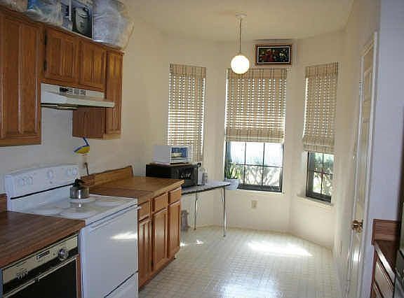 4th image of 2721 Strother Dr