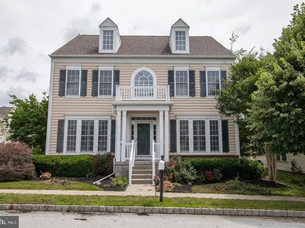 503 Emerson Cir, Chester Springs, PA 19425