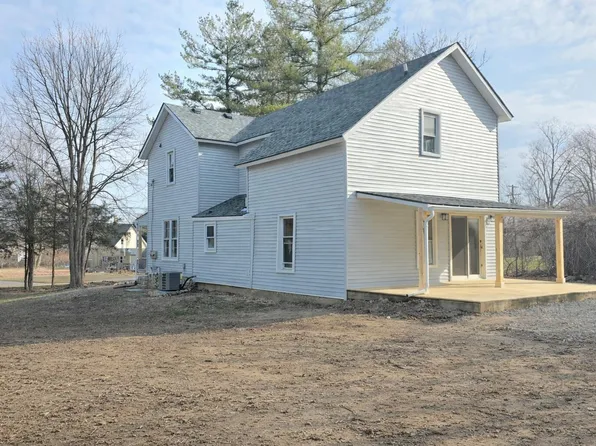 515 Territorial Rd, Manchester, MI 48158