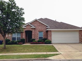 6416 Meadowcrest Ln, Sachse, TX 75048