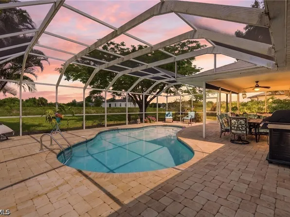 1529 Crestwood Cir W, Lehigh Acres, FL 33936