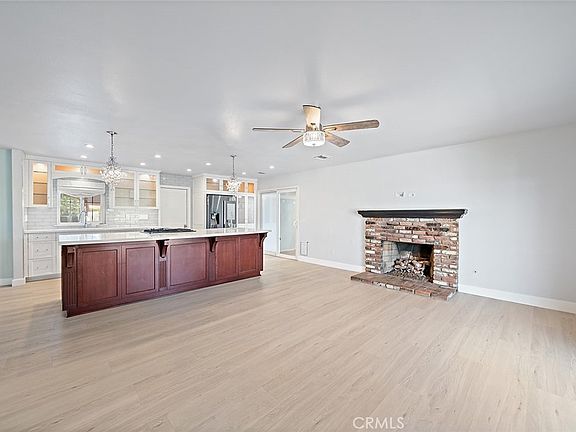 3rd image of 7565 Amethyst St