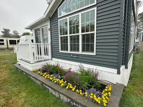 23 College Drive #214, Wells, ME 04090