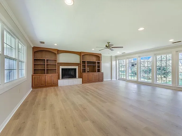 4854 E Hinson Ave — Photo 7