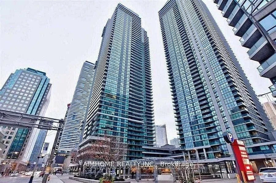 2 bed, $2,400 — Photo 1
