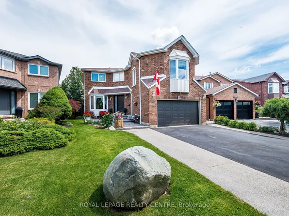3211 Dovetail Mews, Mississauga, ON L5L 5K4