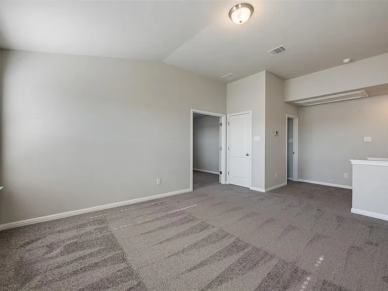 13724 Fallsprings Way — Photo 6