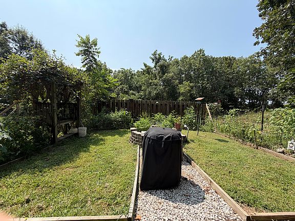 2nd image of 22827 Elderberry Drive W