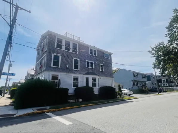 115 Wellington Ave #1, Newport, RI 02840