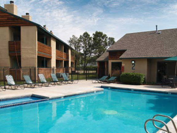 5th image of 3631 Brennan Blvd APT 4D