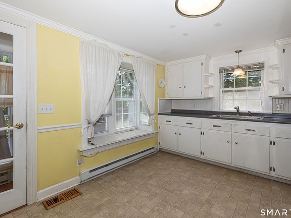 5th image of 12 Cots Street