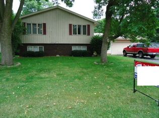 305 Simon Crestway, Waunakee, WI 53597