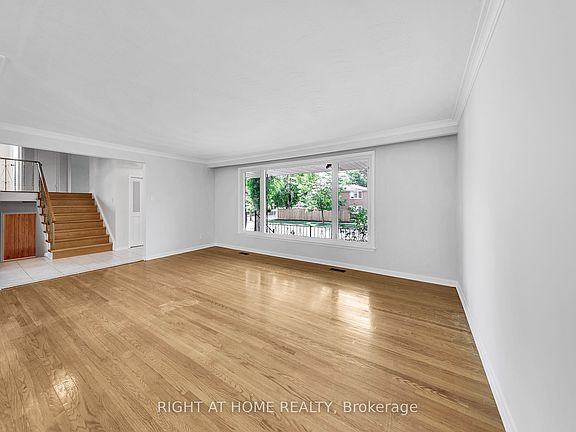 4th image of 88 Peckham Ave