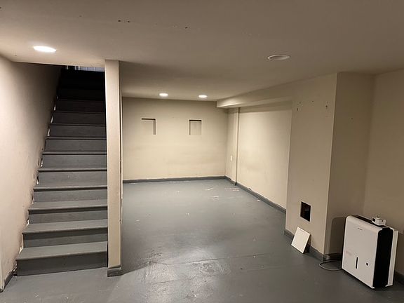 3rd image of 152690 Parrot Ln