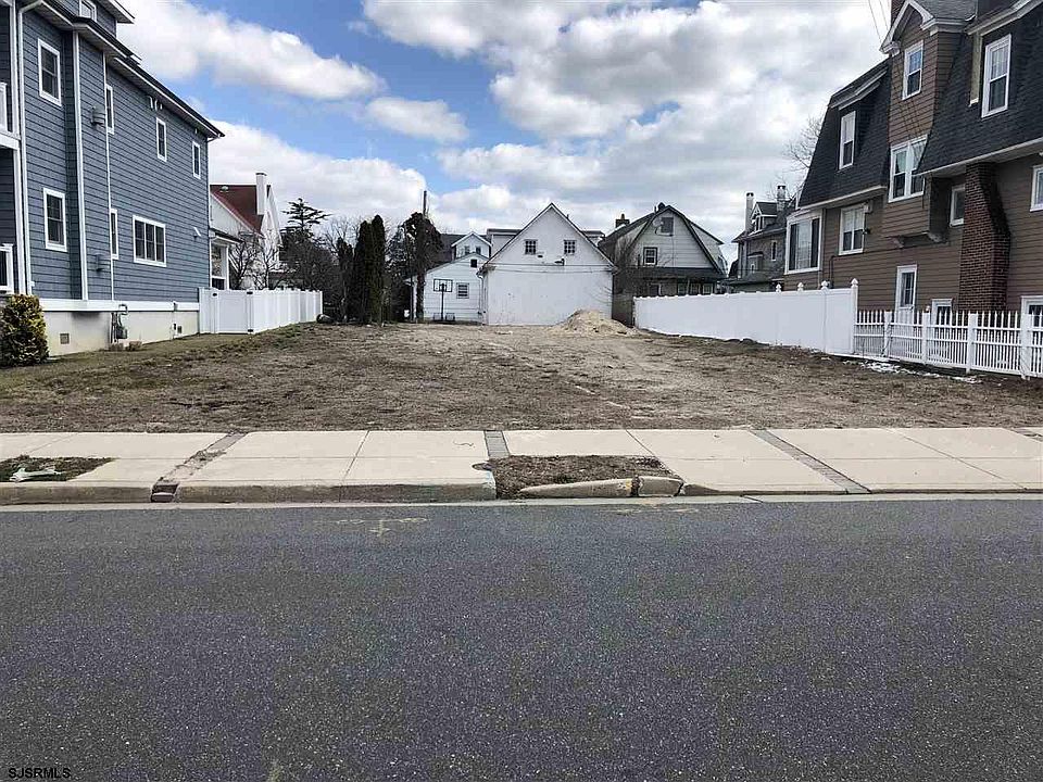 1st image of 5 S Dudley Ave