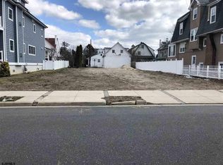 5 S Dudley Ave, Ventnor, NJ 08406