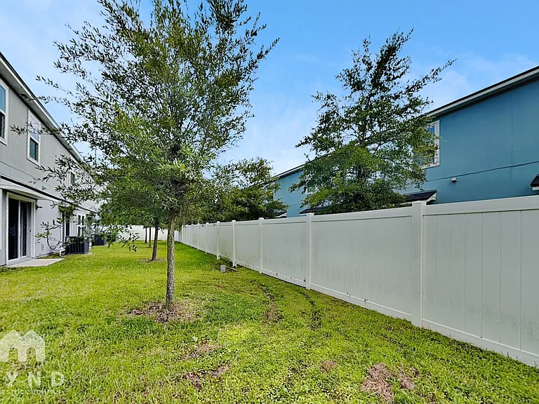 12714 Camden Crossing Dr — Photo 20