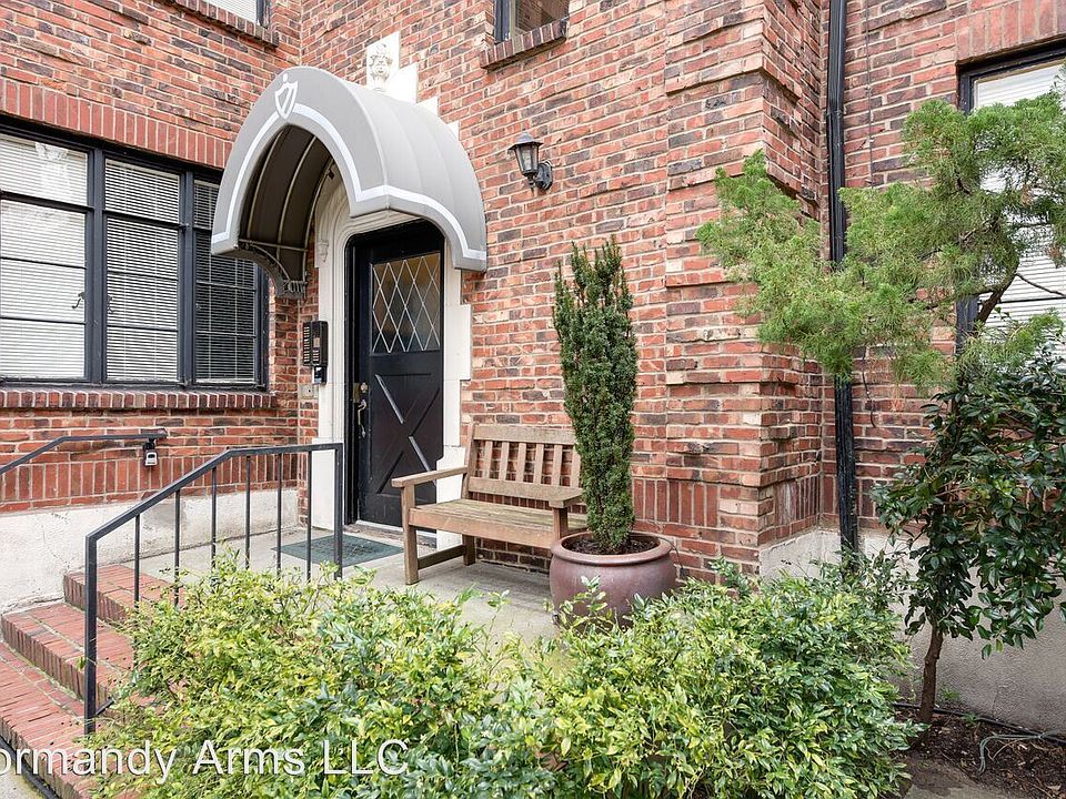 1st image of 420 13th Ave E APT 101