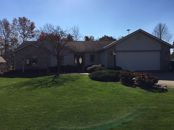 3rd image of 1426 Parlor City Dr