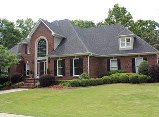 1212 Lake Point Dr, Birmingham, AL 35244