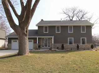 3341 Rosehill Ter, Waterloo, IA 50701