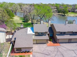 8201 E Harry St APT 1402, Wichita, KS 67207