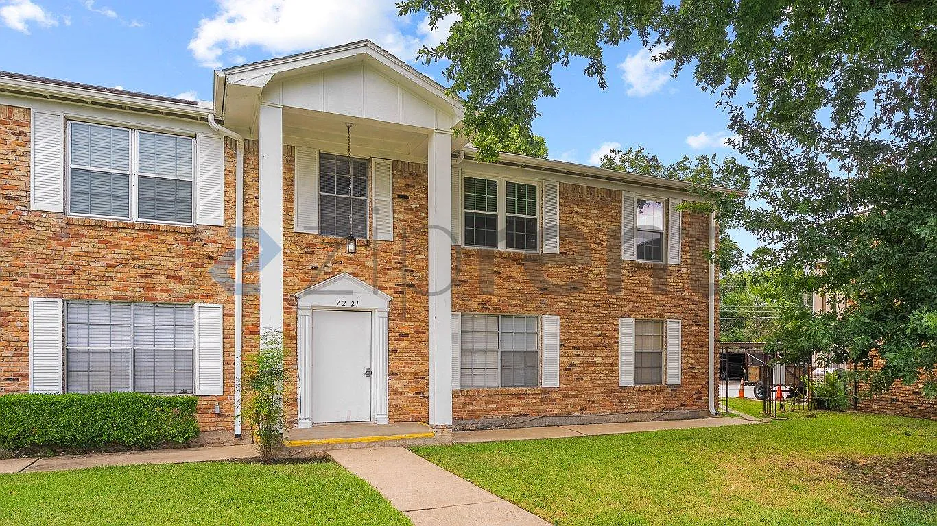 2 bed, 1144 sqft, $1,650 — Photo 1