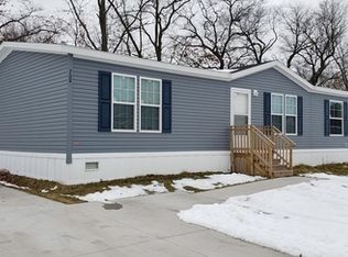 708 Harvest Ln, Muskegon, MI 49442