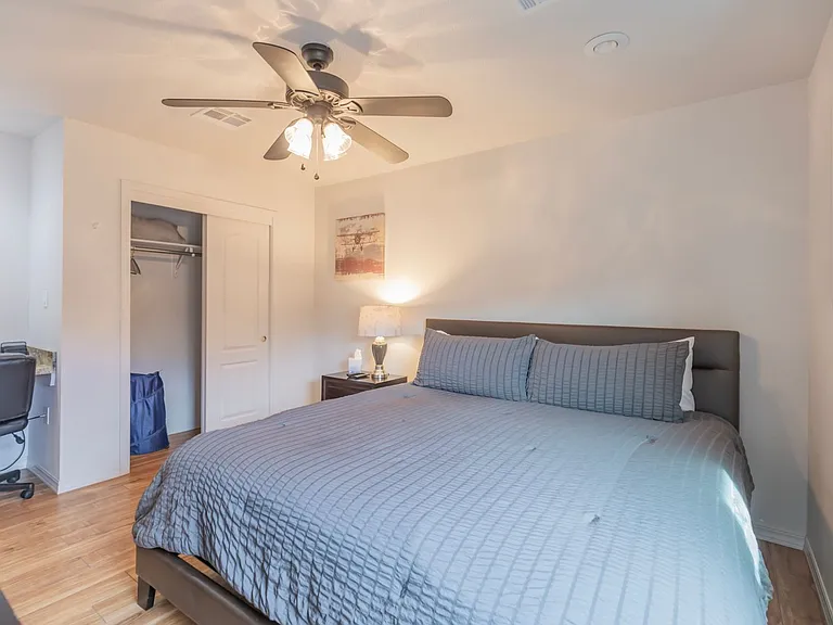800 Sherwood Dr — Photo 11