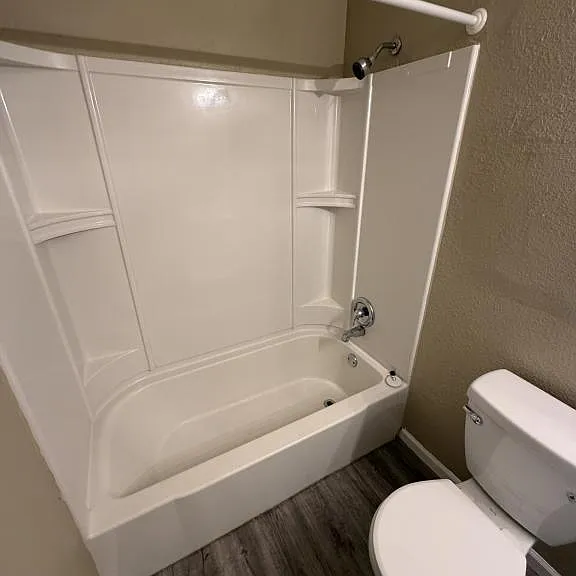 66 Washington Blvd #4 — Photo 10