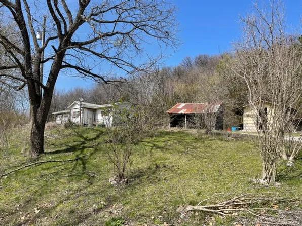 65046 E 202nd Rd, Wyandotte, OK 74370