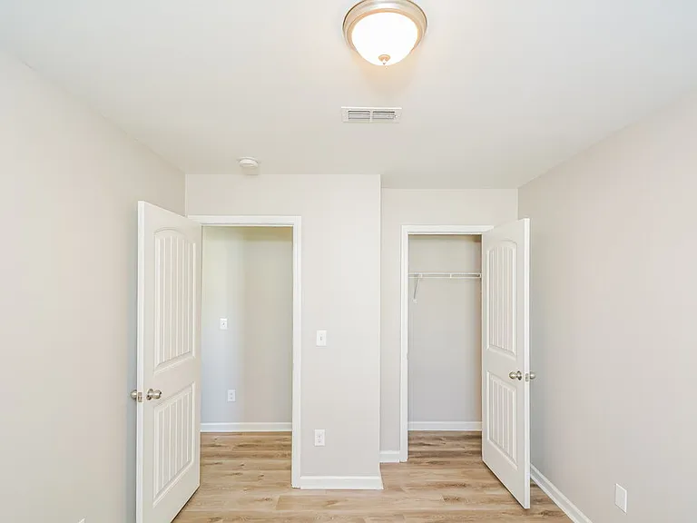 2203 Sunny Cove Dr — Photo 13