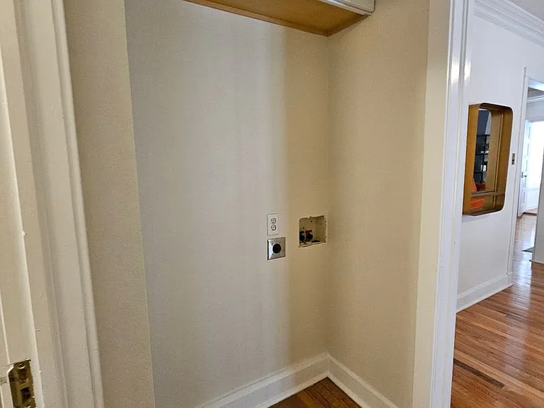 1137 N Sherman St #14 — Photo 33