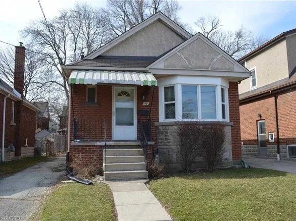 48 Longwood Rd N, Hamilton, ON L8S 3V4