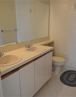 5th image of 204 Matthews Dr #1605