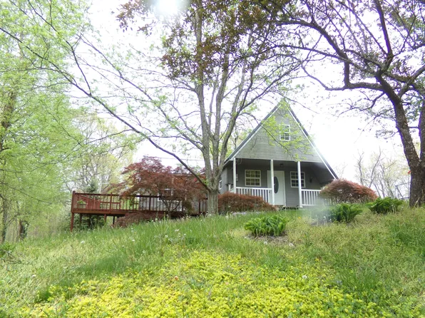 31 Twin Oaks Rd, Wellington, KY 40387