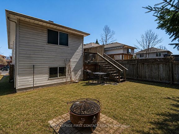 4th image of 36 Churchland Dr