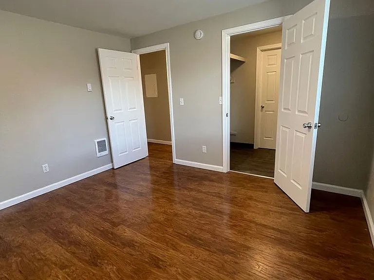 Albany Meadows Apartments — Photo 96