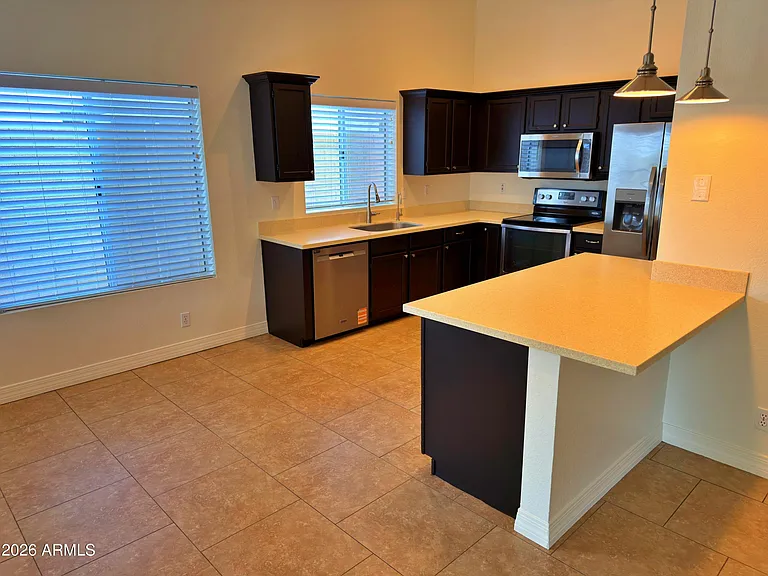 808 N Winthrop Cir — Photo 10