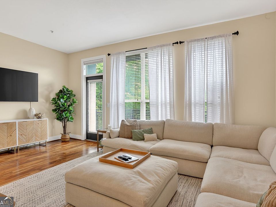 1st image of 747 Ralph McGill Blvd NE #323