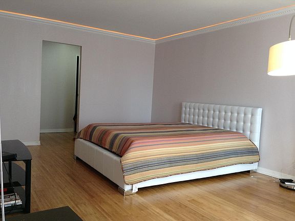 5th image of 300 Winson Dr