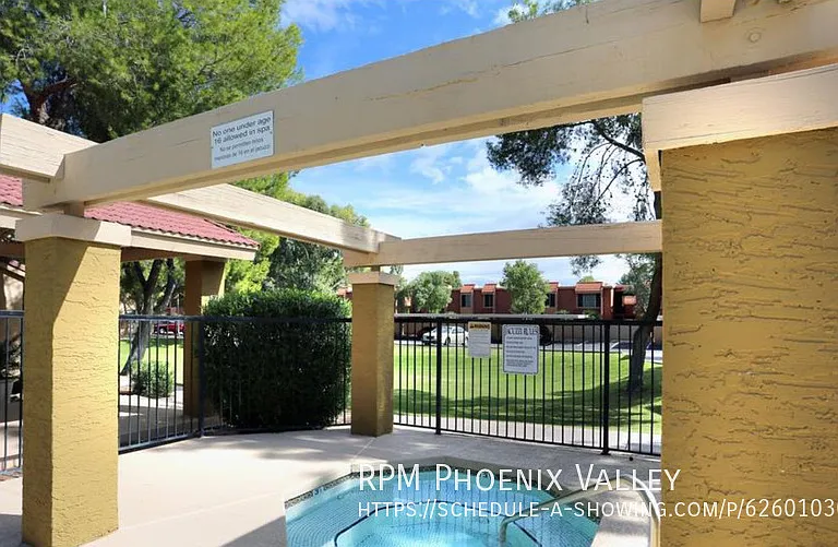 825 S River Dr — Photo 14